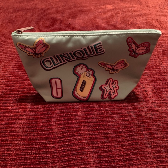 Clinique Cosmetic Bag - Picture 3 of 7